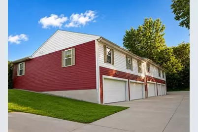 1327 Fraternity Village Drive, Kalamazoo, MI 49006 - Photo 2
