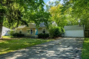 3163 Baylis Dr, Ann Arbor, MI 48108 - Photo 2