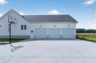 11174 Easton Rd, Rives Junction, MI 49277 - Photo 4