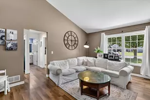 4239 Suffield Woods Ave, Portage, MI 49002 - Photo 8