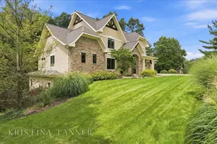 5782 Manchester Hills Dr SE, Grand Rapids, MI 49546 - Photo 12
