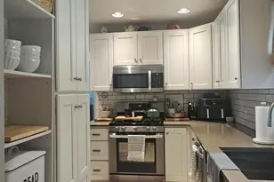 1038 S Wisner St, Jackson, MI 49203 - Photo 16