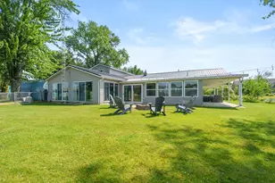 48930 68th St, Hartford, MI 49057 - Photo 1