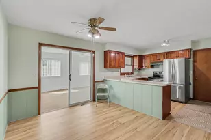 23275 N Uldriks Dr, Battle Creek, MI 49017 - Photo 10