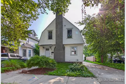 360 Carlton Avenue SE, Grand Rapids, MI 49506 - Photo 2