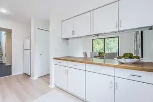 1 Westbury Ct, Ann Arbor, MI 48105 - Photo 18