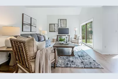 1 Westbury Court, Ann Arbor, MI 48105 - Photo 6