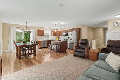 2047 N Lakeshore Drive, Ludington, MI 49431 - Photo 10