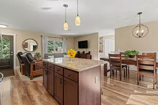 2047 N Lakeshore Dr, Ludington, MI 49431 - Photo 14