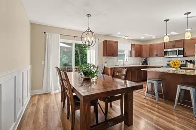 2047 N Lakeshore Drive, Ludington, MI 49431 - Photo 12
