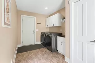 2047 N Lakeshore Dr, Ludington, MI 49431 - Photo 24