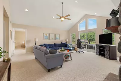 7805 Cougar Drive, Delton, MI 49046 - Photo 8