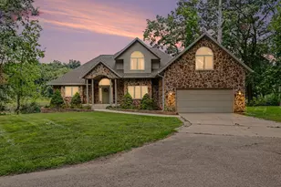 7805 Cougar Dr, Delton, MI 49046 - Photo 44