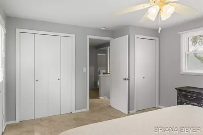 32 W McKinley Avenue, Zeeland, MI 49464 - Photo 22