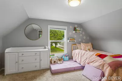 32 W McKinley Avenue, Zeeland, MI 49464 - Photo 28