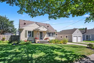 1656 Widdicomb Ave NW, Grand Rapids, MI 49504 - Photo 38