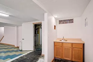 1656 Widdicomb Ave NW, Grand Rapids, MI 49504 - Photo 28