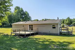 11250 20 Mile Rd NE, Cedar Springs, MI 49319 - Photo 4
