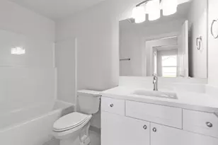 2156 Heatherwood Dr, Adrian, MI 49221 - Photo 10