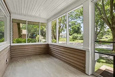 320 Trimble Avenue, Kalamazoo, MI 49048 - Photo 6