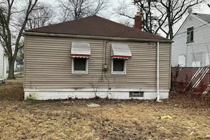 19758 Greenview Ave, Detroit, MI 48219 - Photo 2