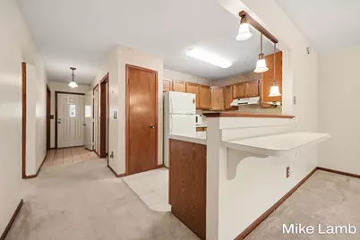 524 Laurie Drive NW, Sparta, MI 49345 - Photo 4