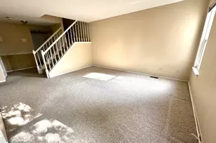 22508 Silver Creek Dr, Woodhaven, MI 48183 - Photo 4