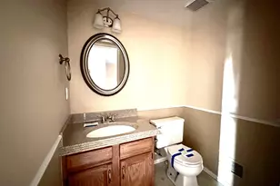 22508 Silver Creek Dr, Woodhaven, MI 48183 - Photo 8