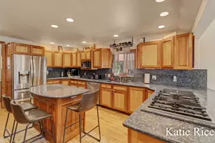 2030 N Scenic Dr, Muskegon, MI 49445 - Photo 12