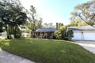1374 36th St SE, Grand Rapids, MI 49508 - Photo 2