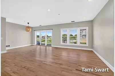 917 W Savidge Street #16, Spring Lake, MI 49456 - Photo 8