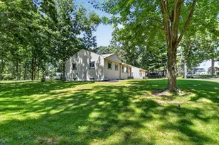 8929 Robinwood Ct, Jackson, MI 49201 - Photo 44