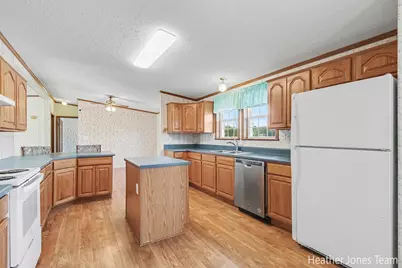 3349 N Pine Grove Road, Edmore, MI 48829 - Photo 6