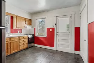 114 Foster Ave, Battle Creek, MI 49015 - Photo 10