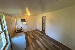 227 E Arbor St, Marcellus, MI 49067 - Photo 12