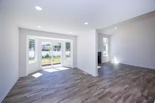 20209 Sunset St, Livonia, MI 48152 - Photo 12