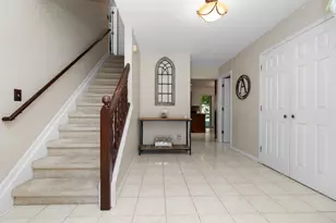 3891 Fairfax Dr, Troy, MI 48083 - Photo 16