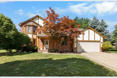 3891 Fairfax Drive, Troy, MI 48083 - Photo 2