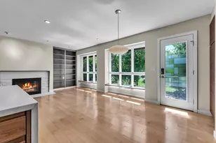 676 Greenhills Dr, Ann Arbor, MI 48105 - Photo 16