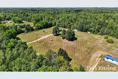 3501 E Evergreen Road SE, Stanton, MI 48888 - Photo 18