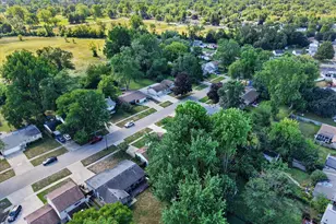 8899 Nottingham Dr, Ypsilanti, MI 48198 - Photo 46