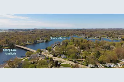 17542 Grand River Avenue, Spring Lake, MI 49456 - Photo 8