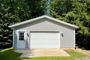 10333 Meadowgate Dr NE, Sparta, MI 49345 - Photo 26