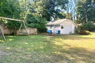 508 S Washington Ave, Ludington, MI 49431 - Photo 4