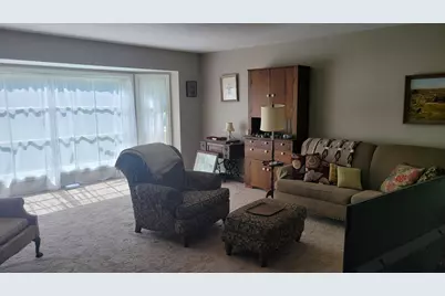 601 SE Manor Drive, Albion, MI 49224 - Photo 14