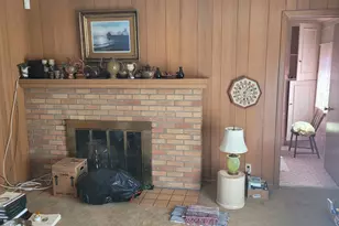 601 SE Manor Dr, Albion, MI 49224 - Photo 6