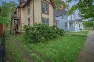 416 Douglas Ave, Kalamazoo, MI 49007 - Photo 2