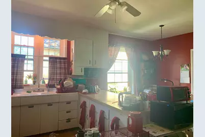 506 S Washington Avenue, Ludington, MI 49431 - Photo 6