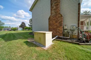 119 Claremont Cir, Brooklyn, MI 49230 - Photo 22