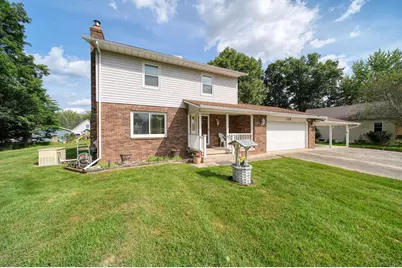 119 Claremont Circle, Brooklyn, MI 49230 - Photo 2
